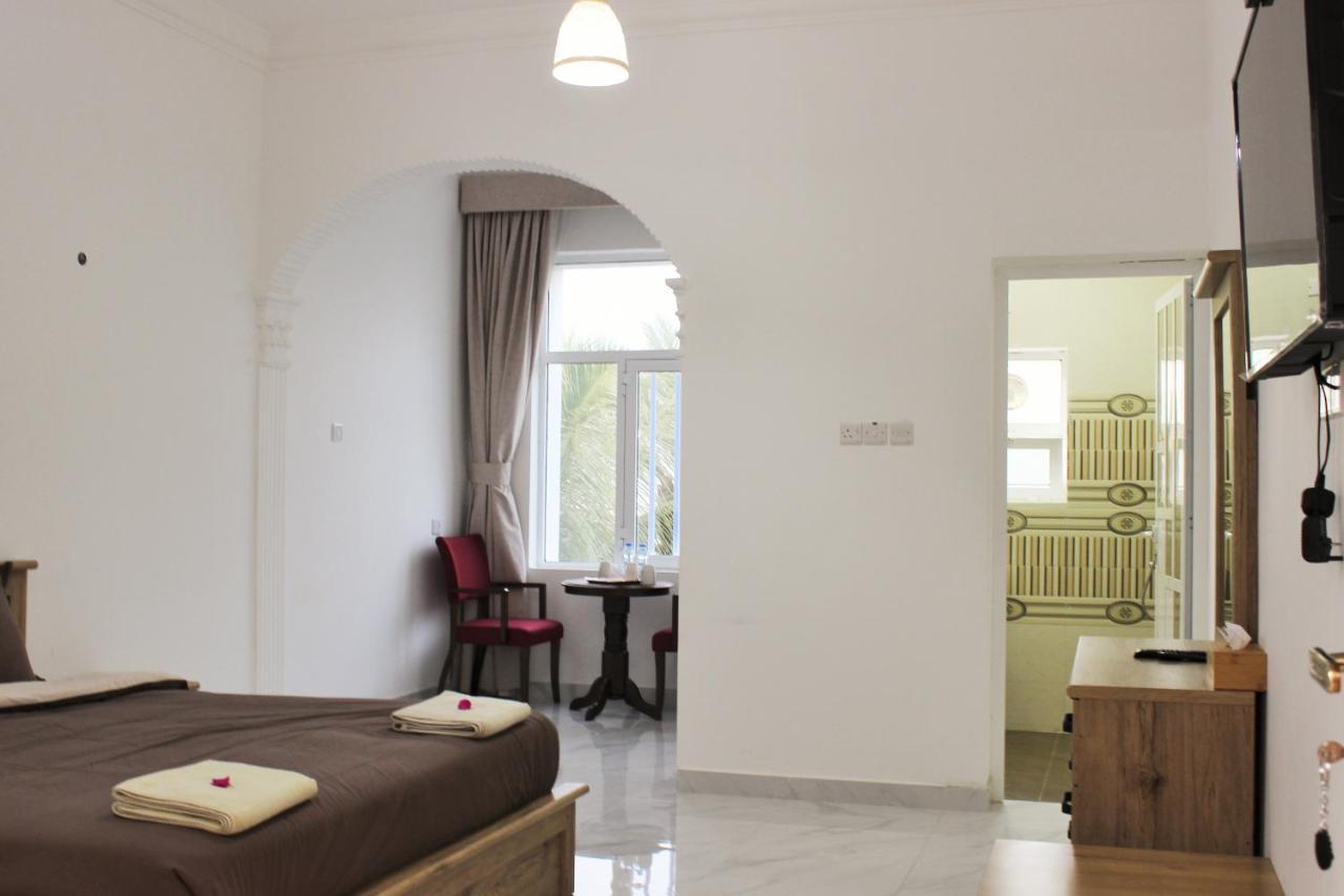 Hotel Tiwi Sunrise Esterno foto